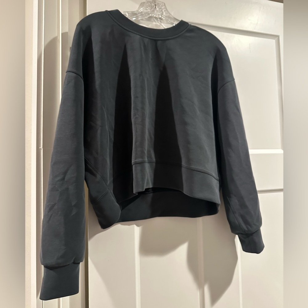 lululemon athletica Charcoal Gray Cropped Sweatshirt